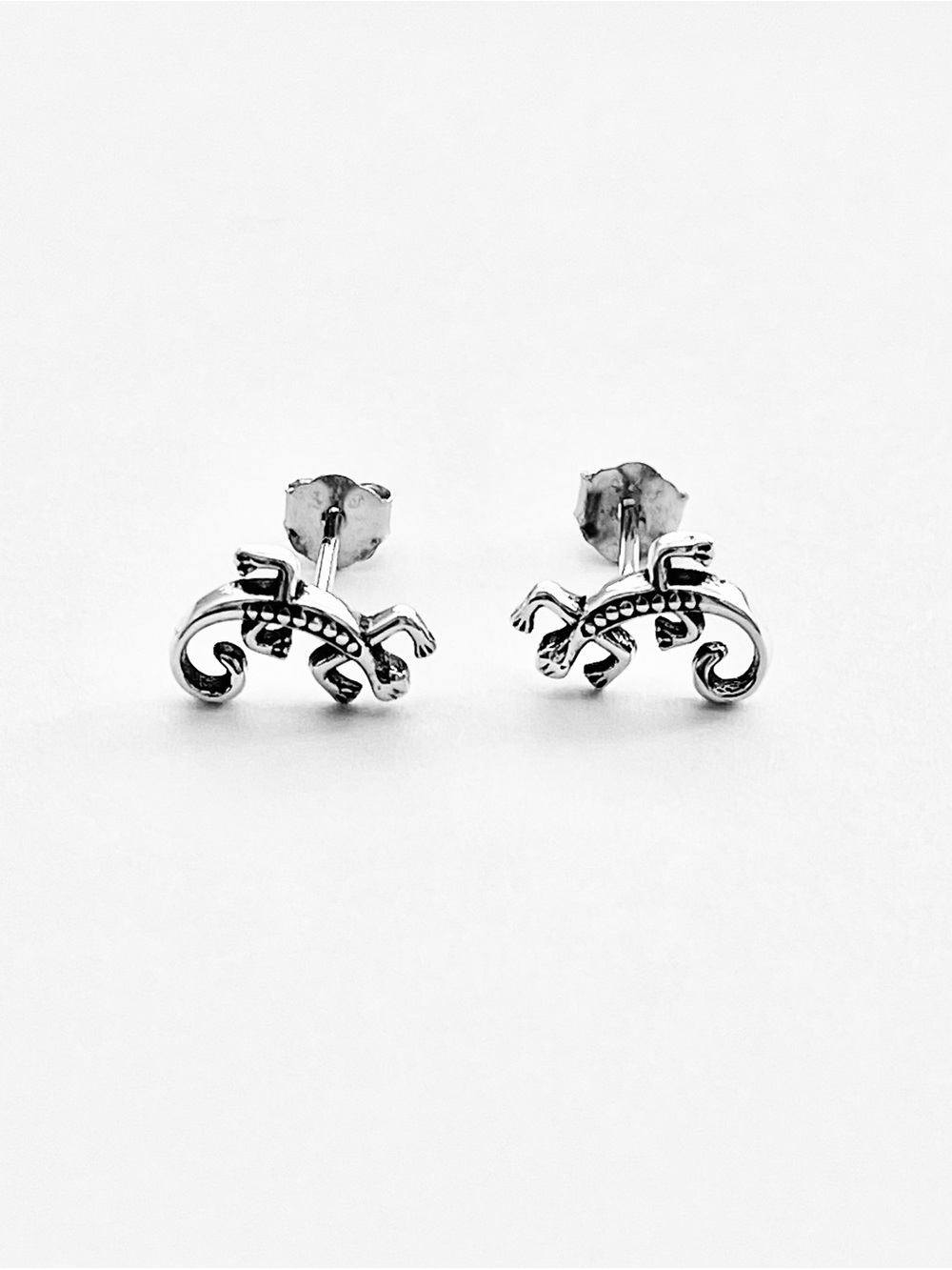Sterling Silver Lizard Stud Earring, Gecko Earrings, Reptile Animal Jewelry
